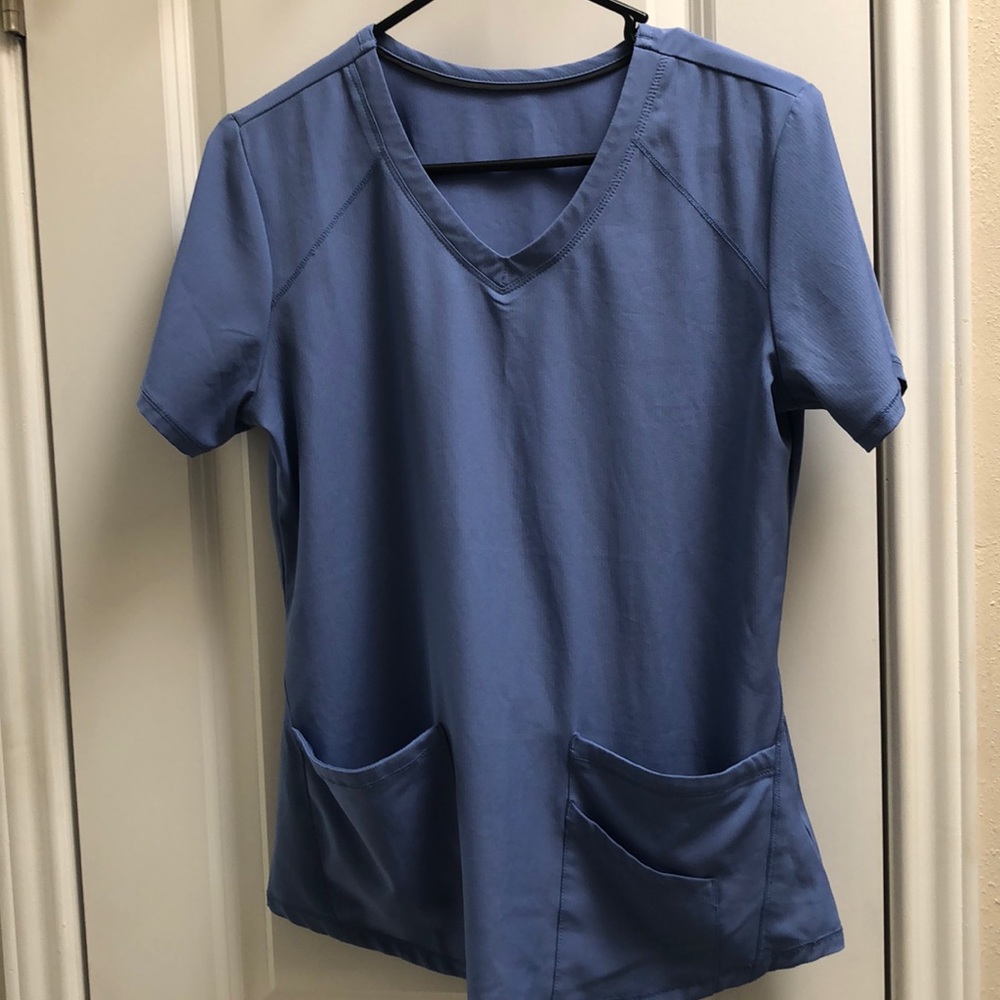Scrub top